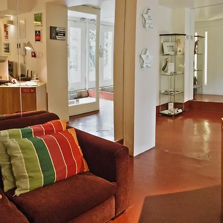 Auberge de jeunesse Spot *