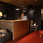 Spot Hostel *