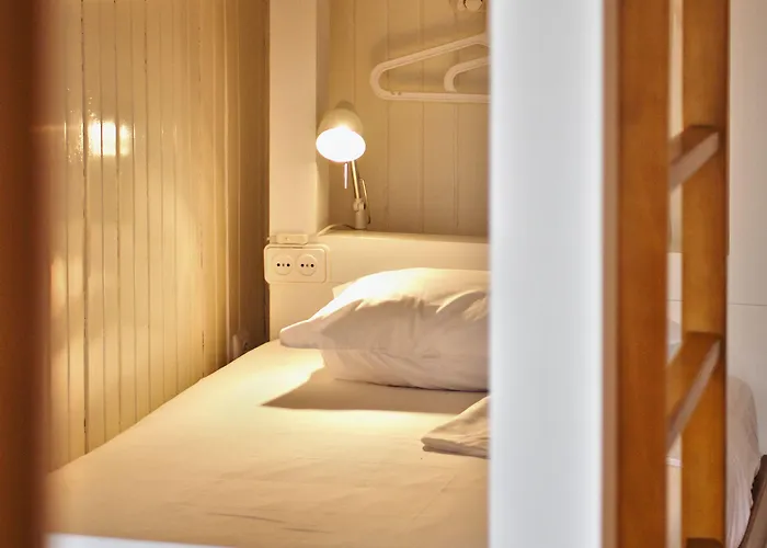 Auberge de jeunesse Spot *